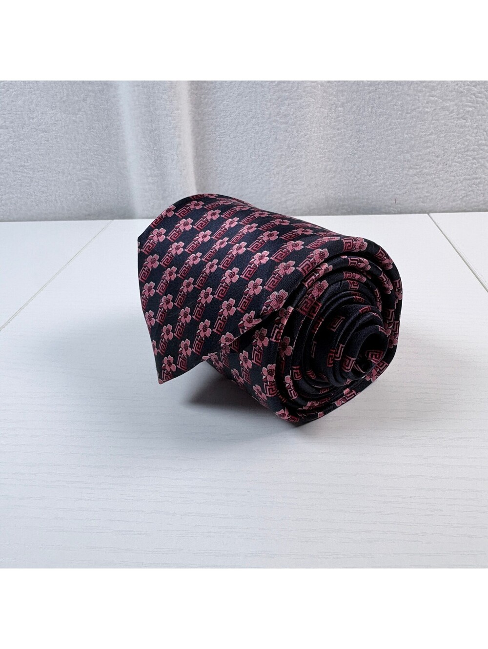 Versace Silk Tie Navy Pink Floral Greek Key Medusa Made in Italy Mens Necktie